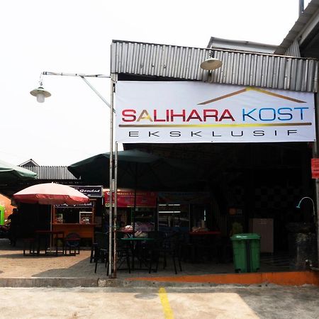 Salihara Kost Hotel Jakarta Luaran gambar