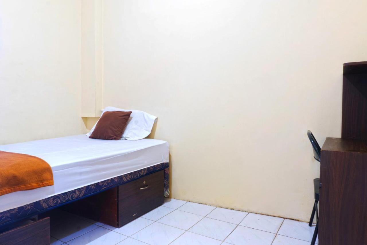 Salihara Kost Hotel Jakarta Luaran gambar